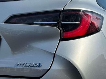 Toyota Corolla Touring Sport 1.8 VVT-i Hybrid Icon 5dr CVT