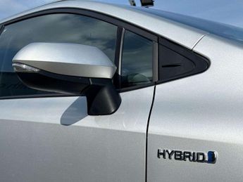 Toyota Corolla Touring Sport 1.8 VVT-i Hybrid Icon 5dr CVT