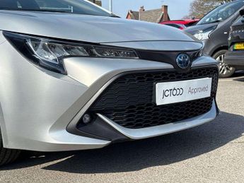 Toyota Corolla Touring Sport 1.8 VVT-i Hybrid Icon 5dr CVT