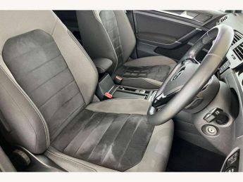 Volkswagen Golf 2.0 TDI GT 5dr DSG