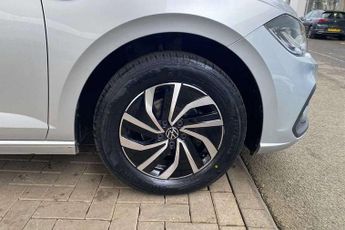 Volkswagen Polo 1.0 TSI Life 5dr DSG