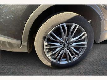 Toyota C-HR 1.8 Hybrid Excel 5dr CVT