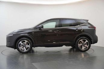 Nissan Qashqai 1.3 DiG-T MH N-Connecta 5dr