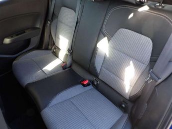 Renault Clio 1.6 E-TECH full hybrid 145 Techno 5dr Auto