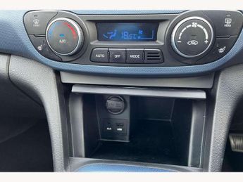 Hyundai i10 1.2 Premium SE 5dr Auto