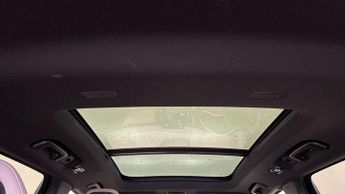 Volvo XC90 2.0 B5P Plus Dark 5dr AWD Geartronic