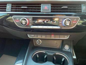 Audi A4 Avant 40 TDI Black Edition 5dr S Tronic