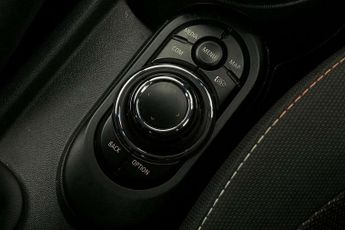MINI Hatchback 5dr 1.5 Cooper Classic 5dr Auto