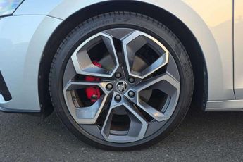 Skoda Octavia vRS 2.0 TDI 200 vRS 5dr DSG