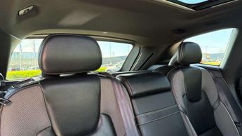 Volvo XC60 2.0 T8 [390] Hybrid R DESIGN 5dr AWD Geartronic