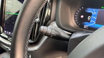 Volvo XC60 2.0 B5P R DESIGN 5dr Geartronic