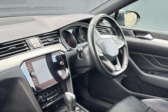 Volkswagen Passat Estate 2.0 TDI EVO SCR R-Line 5dr DSG