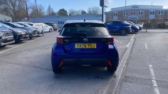 Toyota Yaris 1.5 Hybrid Design 5dr CVT