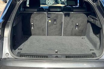 Land Rover Range Rover Velar 2.0 D200 MHEV Dynamic HSE 5dr Auto