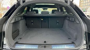 Land Rover Range Rover Velar 2.0 D200 MHEV Dynamic SE 5dr Auto