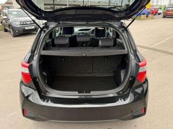 Toyota Yaris 1.5 Hybrid Y20 5dr CVT [Bi-tone]