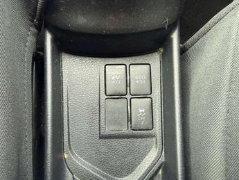 Toyota Yaris 1.5 Hybrid Y20 5dr CVT [Bi-tone]