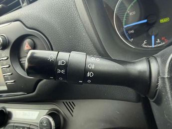 Toyota Yaris 1.5 Hybrid Y20 5dr CVT [Bi-tone]