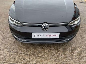 Volkswagen Golf 1.5 eTSI 150 Style 5dr DSG