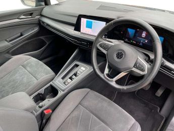 Volkswagen Golf 1.5 eTSI 150 Style 5dr DSG