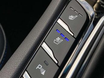 Hyundai IONIQ 1.6 GDi Hybrid Premium SE 5dr DCT