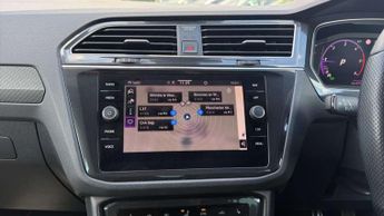 Volkswagen Tiguan 2.0 TDI R-Line 5dr DSG