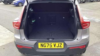 Volvo XC40 2.0 B3P Plus Dark 5dr Auto