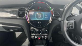MINI Hatchback 5dr 1.5 Cooper Exclusive 5dr Auto