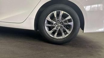 Toyota Prius 1.8 VVTi Business Edition Plus 5dr CVT