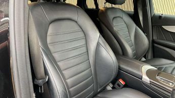 Mercedes-Benz GLC GLC 300d 4Matic AMG Line Premium 5dr 9G-Tronic