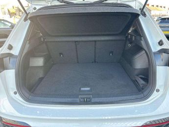 Volkswagen Tiguan 2.0 TDI R-Line 5dr DSG