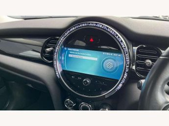 MINI Hatchback 1.5 Cooper Classic 3dr Auto