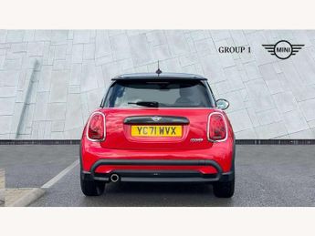 MINI Hatchback 1.5 Cooper Classic 3dr Auto
