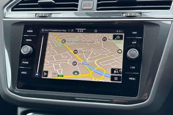 Volkswagen Tiguan 1.4 TSI eHybrid Life 5dr DSG