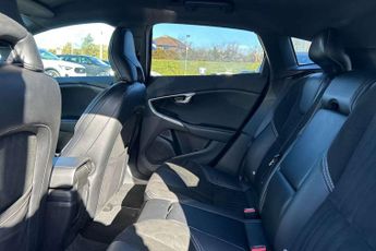 Volvo V40 T3 [152] R DESIGN Nav Plus 5dr Geartronic