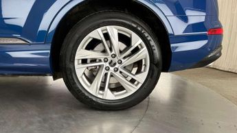 Audi Q7 55 TFSI e Quattro S Line 5dr Tiptronic