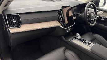 Volvo XC90 2.0 B5P Ultra Dark 5dr AWD Geartronic