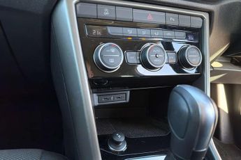 Volkswagen T-Roc 1.5 TSI EVO SE 5dr DSG