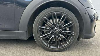 MINI Hatchback 5dr 2.0 Cooper S Exclusive 5dr Auto