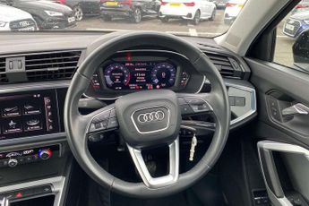 Audi Q3 45 TFSI e Technik 5dr S Tronic