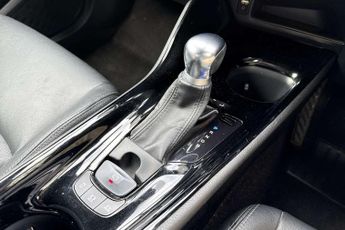 Toyota C-HR 1.8 Hybrid Design 5dr CVT