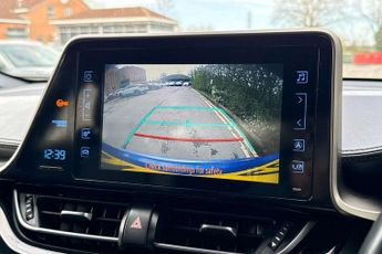 Toyota C-HR 1.8 Hybrid Design 5dr CVT