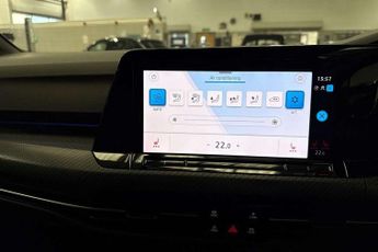 Volkswagen Golf 1.5 eTSI 150 Black Edition 5dr DSG