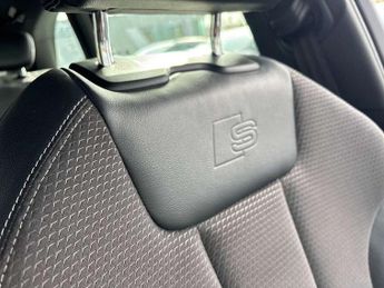 Audi A4 Avant 3.0 TDI Quattro S Line 5dr S Tronic