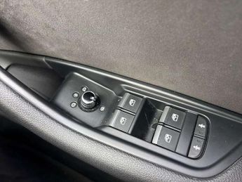 Audi A4 Avant 3.0 TDI Quattro S Line 5dr S Tronic