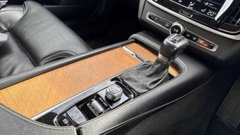 Volvo V90 2.0 D5 Inscription Plus 5dr AWD Geartronic