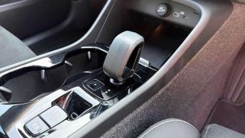 Volvo XC40 2.0 B3P Ultimate Dark 5dr Auto