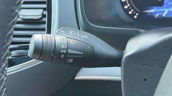 Volvo XC90 2.0 B5P [250] Plus Dark 5dr AWD Geartronic