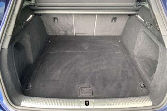 Audi A4 Avant 40 TFSI 204 S Line 5dr S Tronic