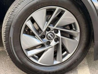 Nissan Qashqai 1.3 DiG-T MH 158 Acenta Premium 5dr Xtronic